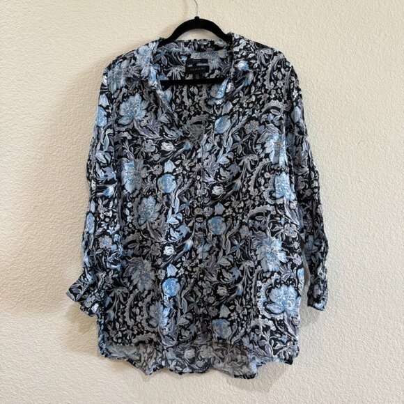 Tahari Tops - Tahari size 1X Floral Pattern Shirt